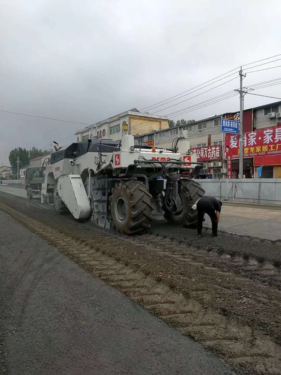 冷再生機施工的地域和限制！